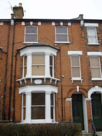 			1 Bedroom, 1 bath, 1 reception Flat			 Constantine Road, HAMPSTEAD HEATH NW3